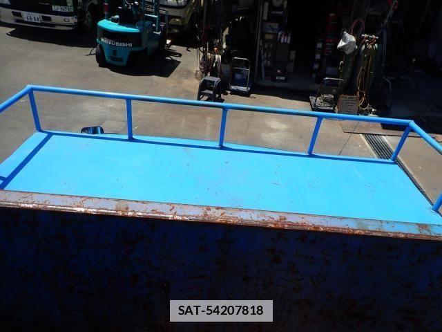 Isuzu ELF TRUCK 2006-04 7722988-26