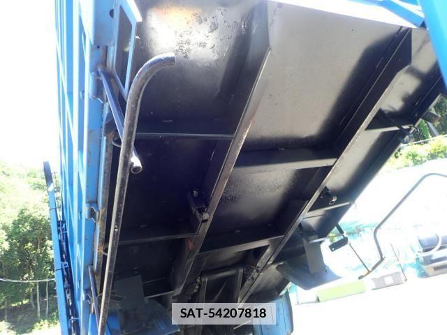 Isuzu ELF TRUCK 2006-04 7722988-28