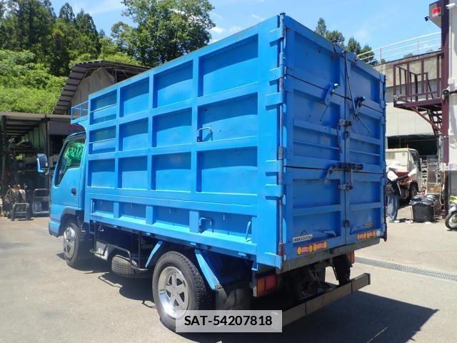 Isuzu ELF TRUCK 2006-04 7722988-3