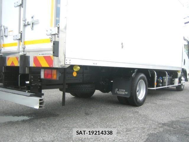 Isuzu ELF TRUCK 2020-02 7722972-15