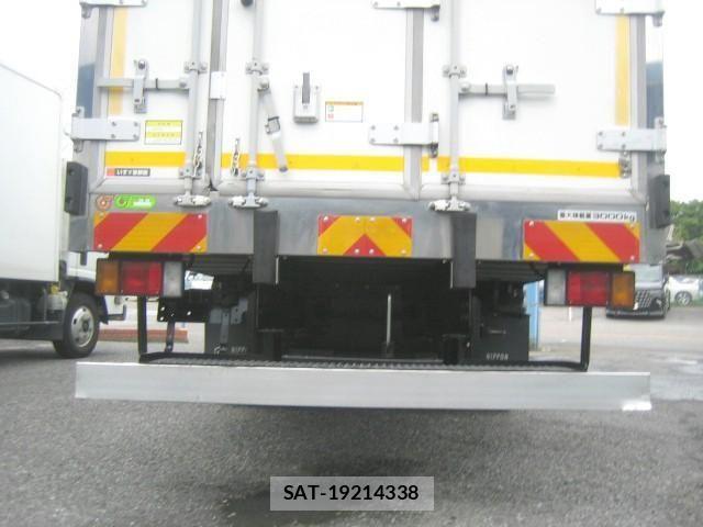 Isuzu ELF TRUCK 2020-02 7722972-16
