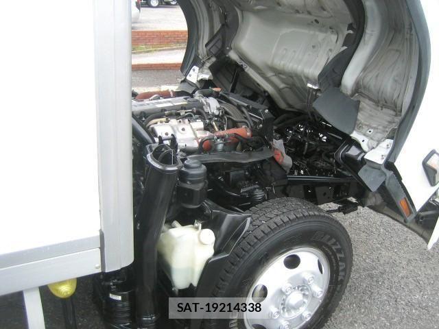 Isuzu ELF TRUCK 2020-02 7722972-18