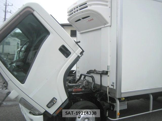 Isuzu ELF TRUCK 2020-02 7722972-20