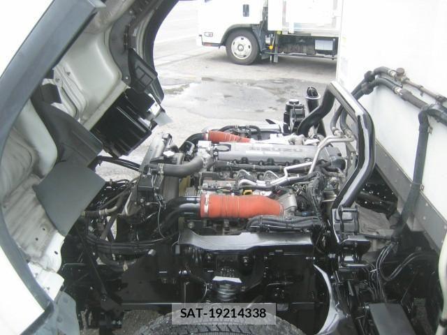 Isuzu ELF TRUCK 2020-02 7722972-21