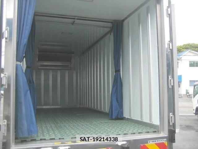 Isuzu ELF TRUCK 2020-02 7722972-7