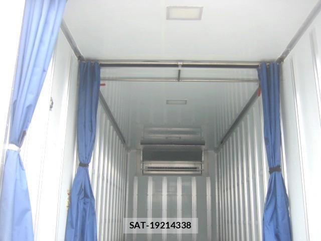 Isuzu ELF TRUCK 2020-02 7722972-8