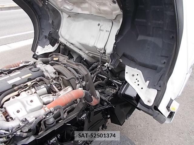 Isuzu ELF TRUCK 2019-11 7723013-18