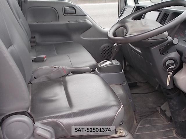 Isuzu ELF TRUCK 2019-11 7723013-5
