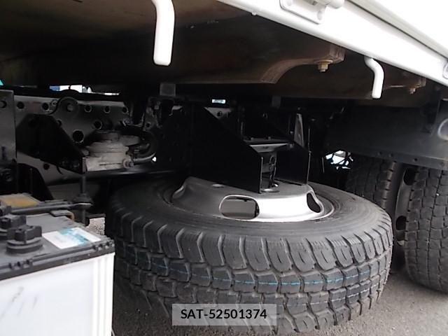 Isuzu ELF TRUCK 2019-11 7723013-6