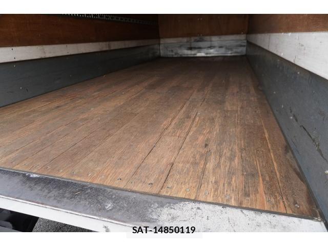Isuzu ELF TRUCK 2016-10 7722985-21