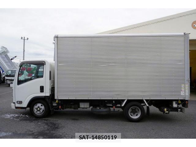 Isuzu ELF TRUCK 2016-10 7722985-2