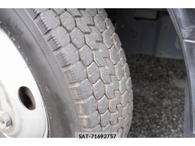 Isuzu ELF TRUCK 2011-03 7723006-9