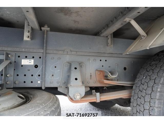 Isuzu ELF TRUCK 2011-03 7723006-11