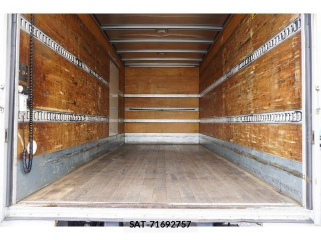 Isuzu ELF TRUCK 2011-03 7723006-19