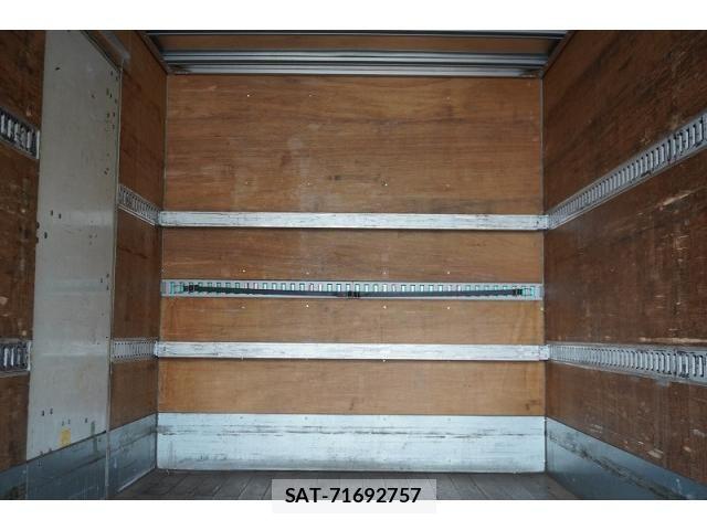 Isuzu ELF TRUCK 2011-03 7723006-22