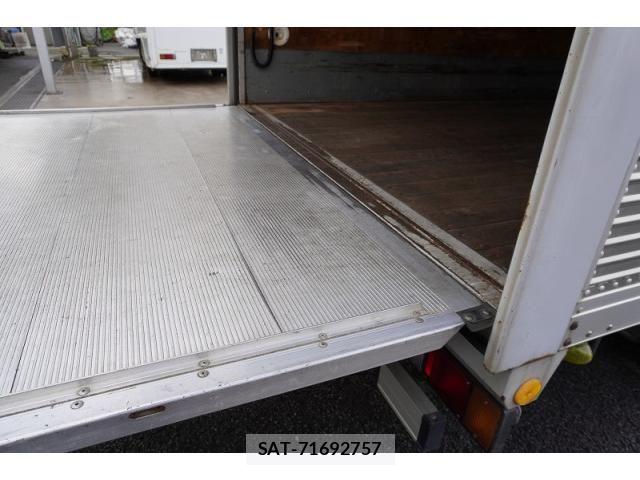 Isuzu ELF TRUCK 2011-03 7723006-26