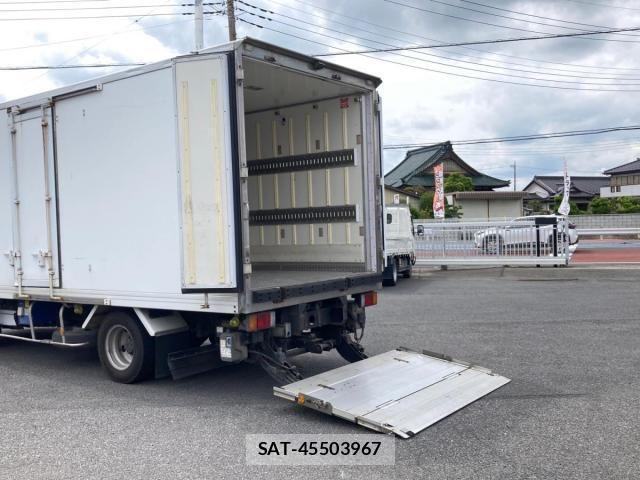 Isuzu ELF TRUCK 2012-06 7723025-12