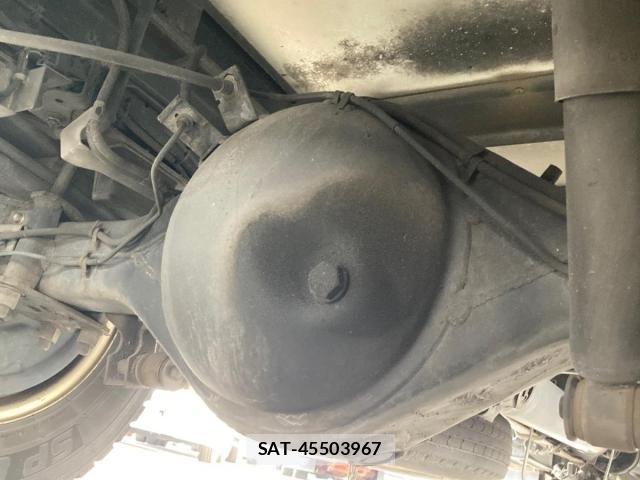 Isuzu ELF TRUCK 2012-06 7723025-15