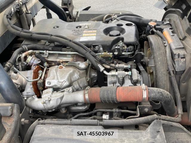 Isuzu ELF TRUCK 2012-06 7723025-17