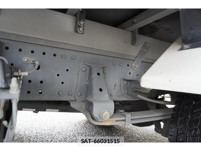 Isuzu ELF TRUCK 2020-08 7723017-10