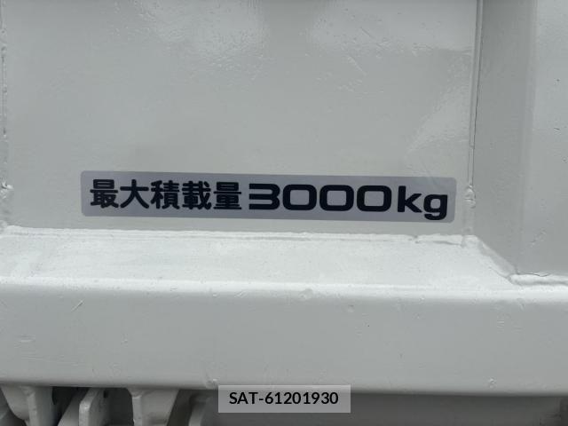 Isuzu ELF TRUCK 2012-11 7723016-25