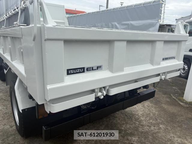 Isuzu ELF TRUCK 2012-11 7723016-27