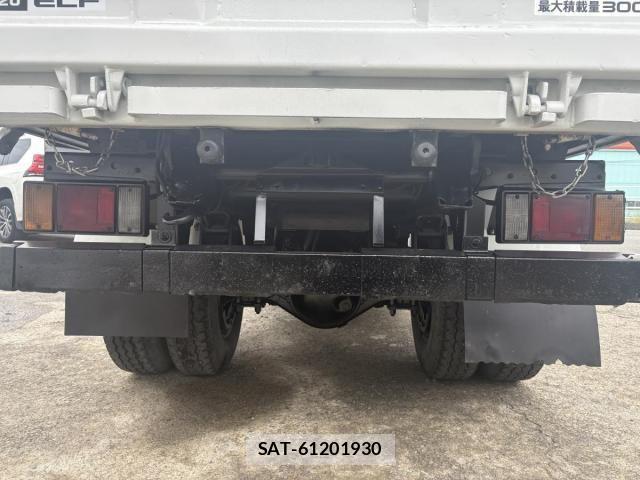 Isuzu ELF TRUCK 2012-11 7723016-29