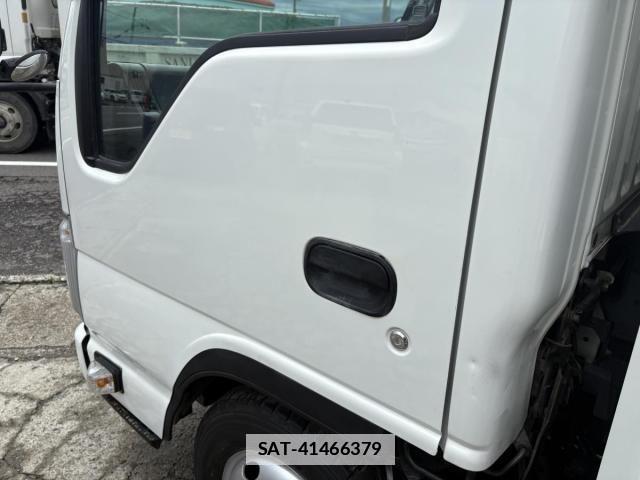 Isuzu ELF TRUCK 2010-06 7723011-15