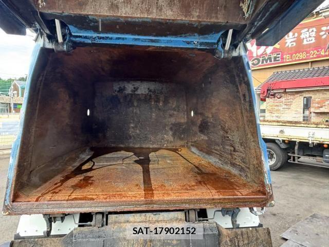 Isuzu ELF TRUCK 2013-11 7722987-22