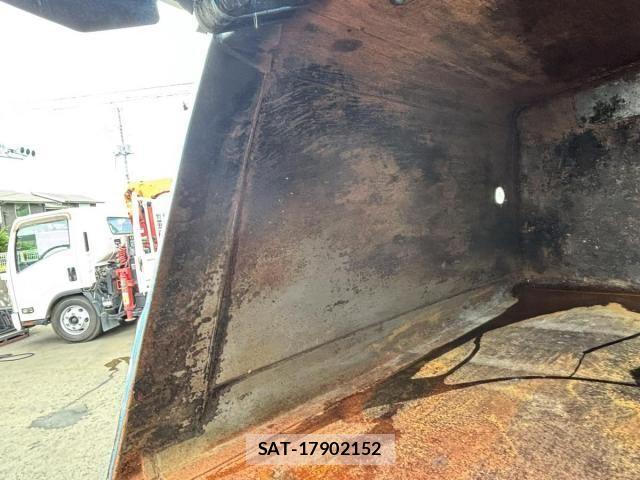 Isuzu ELF TRUCK 2013-11 7722987-26