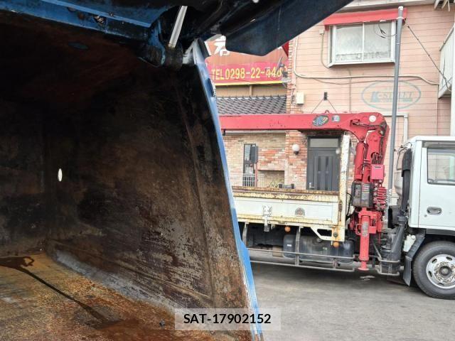Isuzu ELF TRUCK 2013-11 7722987-27