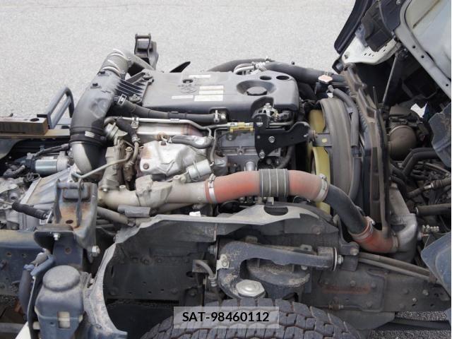 Isuzu ELF TRUCK 2018-04 7722986-23