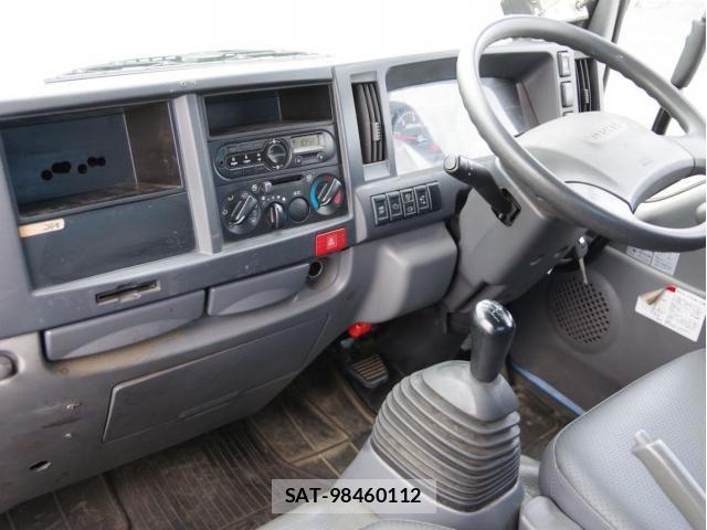 Isuzu ELF TRUCK 2018-04 7722986-26