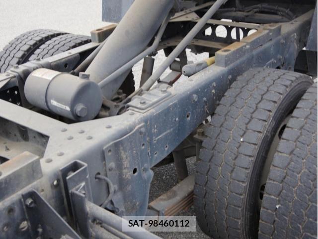 Isuzu ELF TRUCK 2018-04 7722986-6