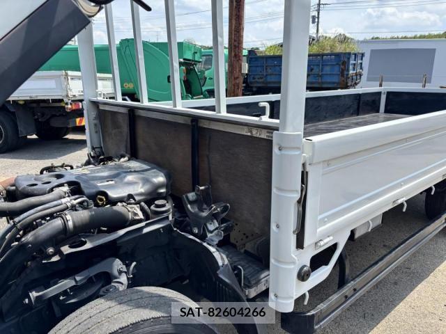 Isuzu ELF TRUCK 2012-03 7723029-11