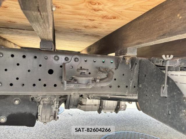 Isuzu ELF TRUCK 2012-03 7723029-19