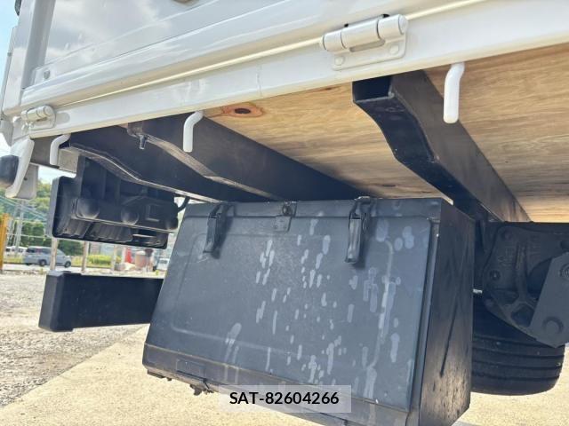 Isuzu ELF TRUCK 2012-03 7723029-27