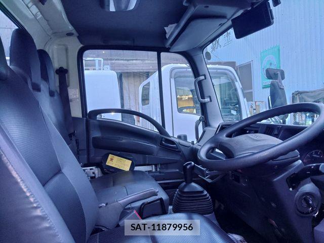 Isuzu ELF TRUCK 2015-11 7723035-2
