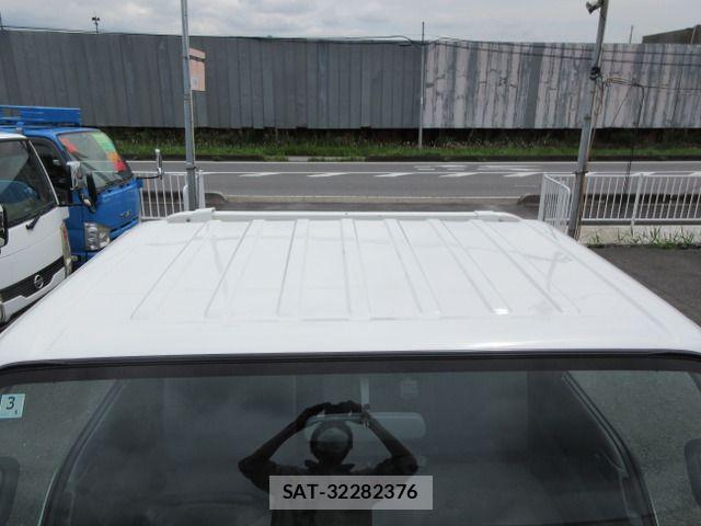 Isuzu ELF TRUCK 2015-03 7723026-9