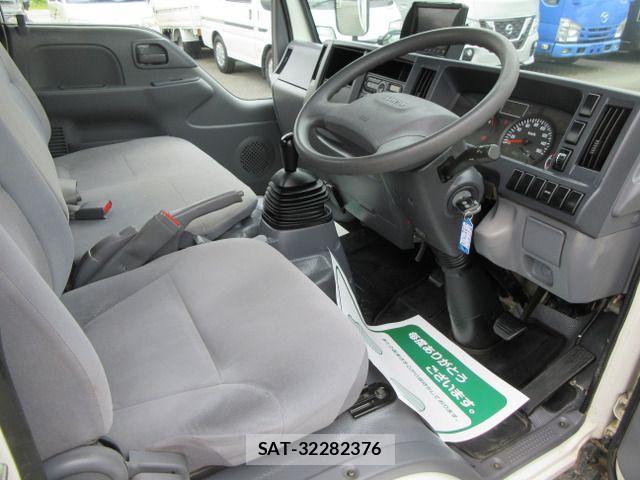 Isuzu ELF TRUCK 2015-03 7723026-10