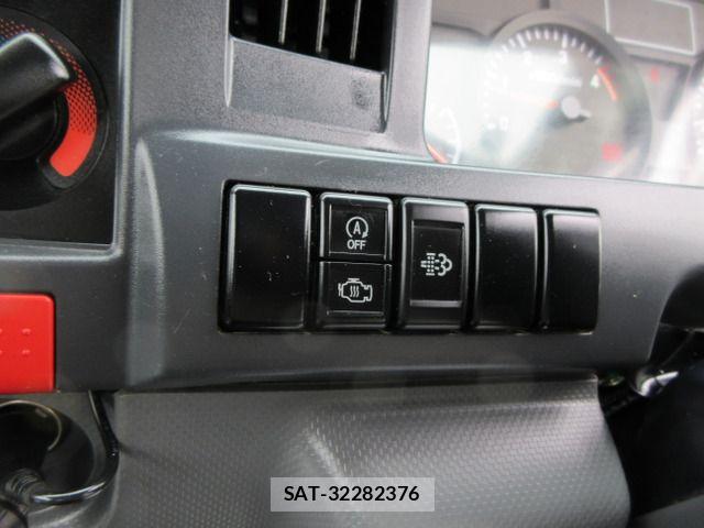 Isuzu ELF TRUCK 2015-03 7723026-15
