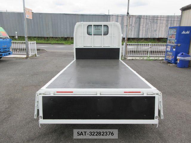 Isuzu ELF TRUCK 2015-03 7723026-19
