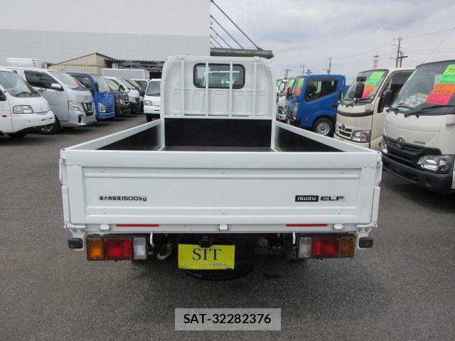 Isuzu ELF TRUCK 2015-03 7723026-2