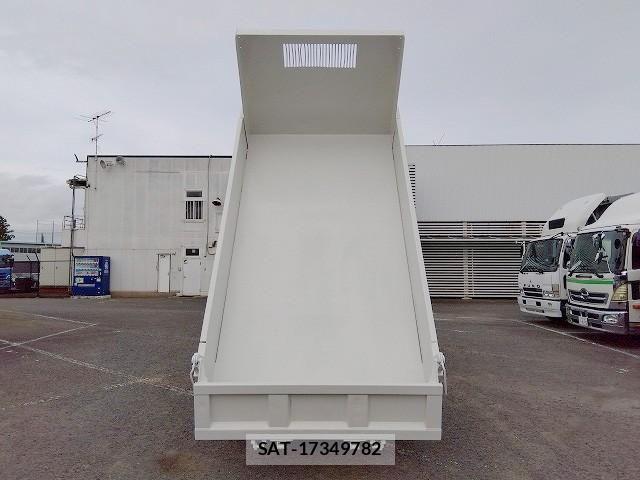 Isuzu ELF TRUCK 2015-04 7723024-10