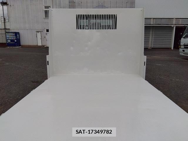 Isuzu ELF TRUCK 2015-04 7723024-12