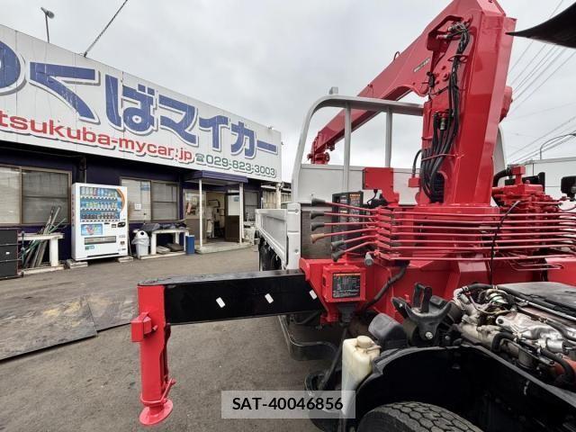 Isuzu ELF TRUCK 2014-12 7722984-24
