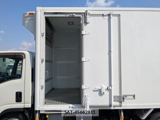 Isuzu ELF TRUCK 2019-02 7722961-12