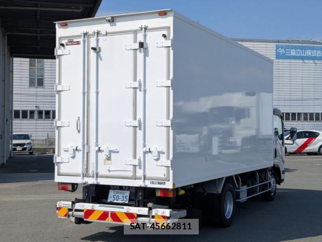 Isuzu ELF TRUCK 2019-02 7722961-3