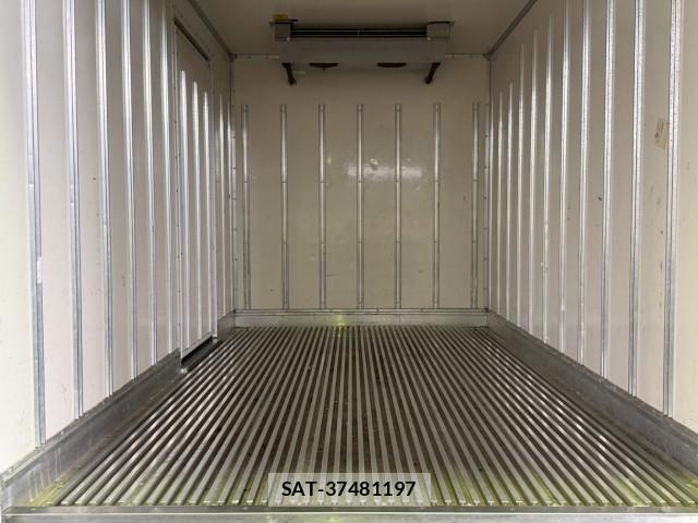 Isuzu ELF TRUCK 2016-05 7723022-9