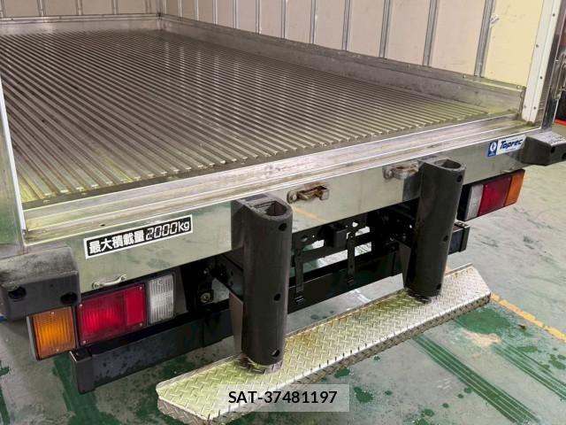 Isuzu ELF TRUCK 2016-05 7723022-11